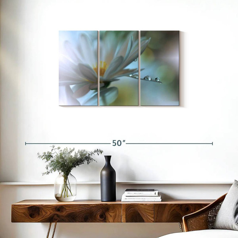 Harnek Light Touch, 20" H x 33" W