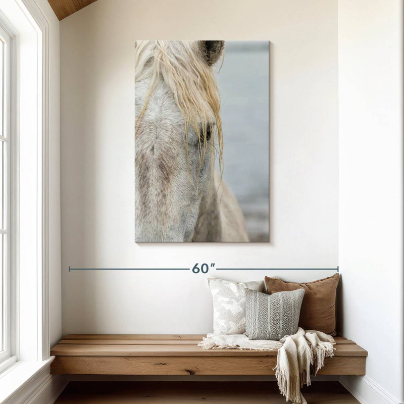 Ronce près d'un cheval blanc de Camargue II, H 45 po x l 30 po