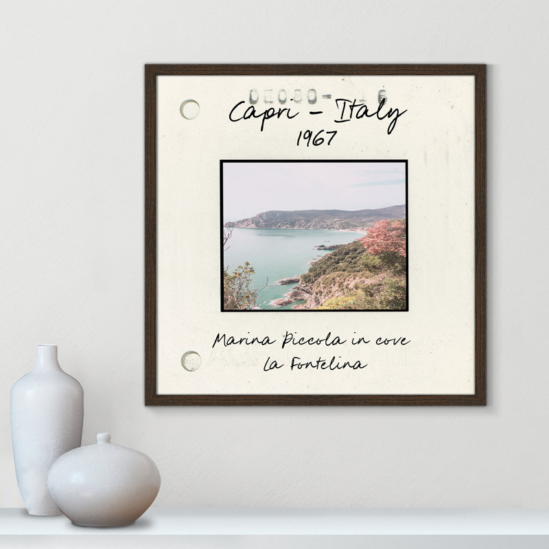 Capri Italie - Marina Picolla dans La Fontalina, par Susan Jill, Papier avec cadre photo noyer