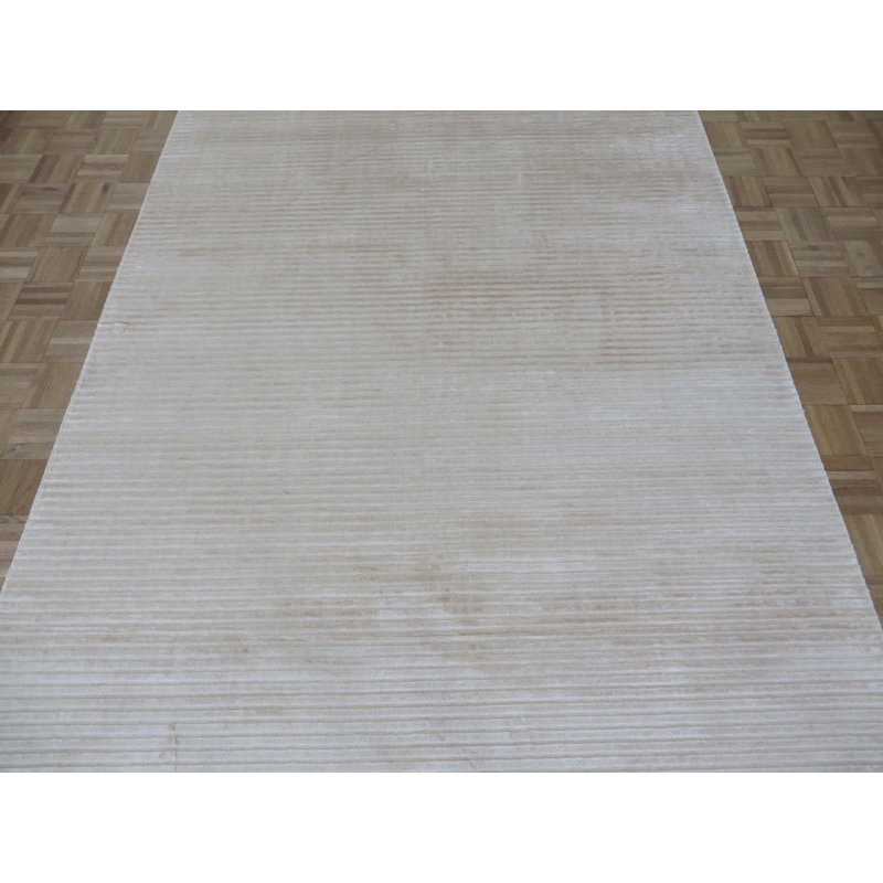 Tapis en soie rectangulaire 6 pi 2 po x 9 pi 1 po one-of-kind à la main noué la Dominque