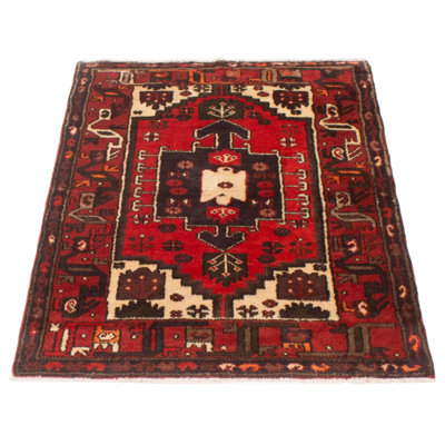 Andelz Red Rug 3'5" x 4'11"