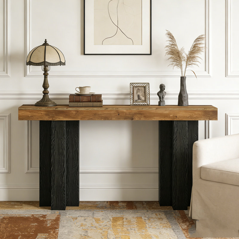Table d'entrée étroite avec canapé et pieds robustes
