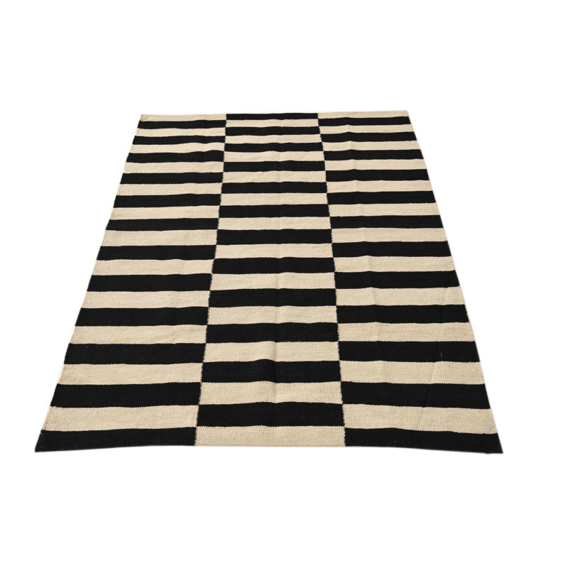 Tapis noir et blanc Orta