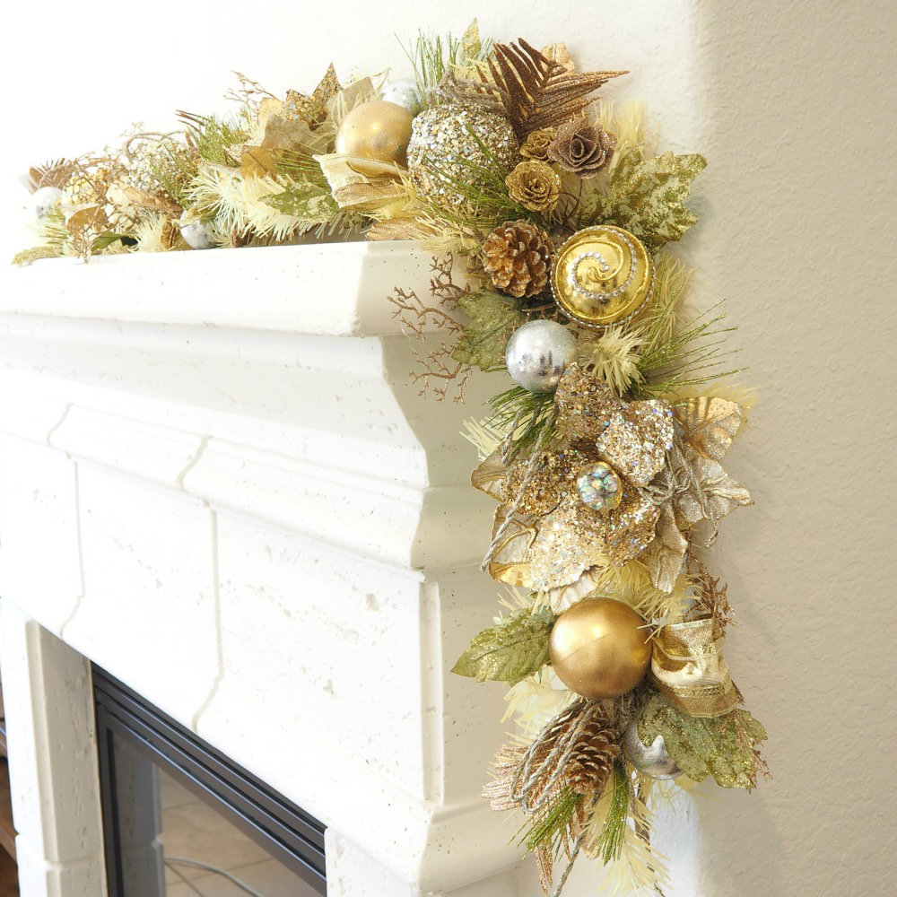 The Holiday Aisle® 5' Poinsettia Garland & Reviews | Wayfair