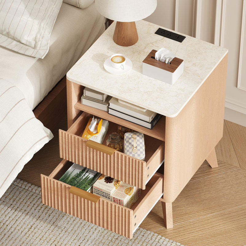 Table de chevet cannelée à 2 tiroirs avec station de charge et rangement, plateau en faux marbre Charvi, Ensemble de 1