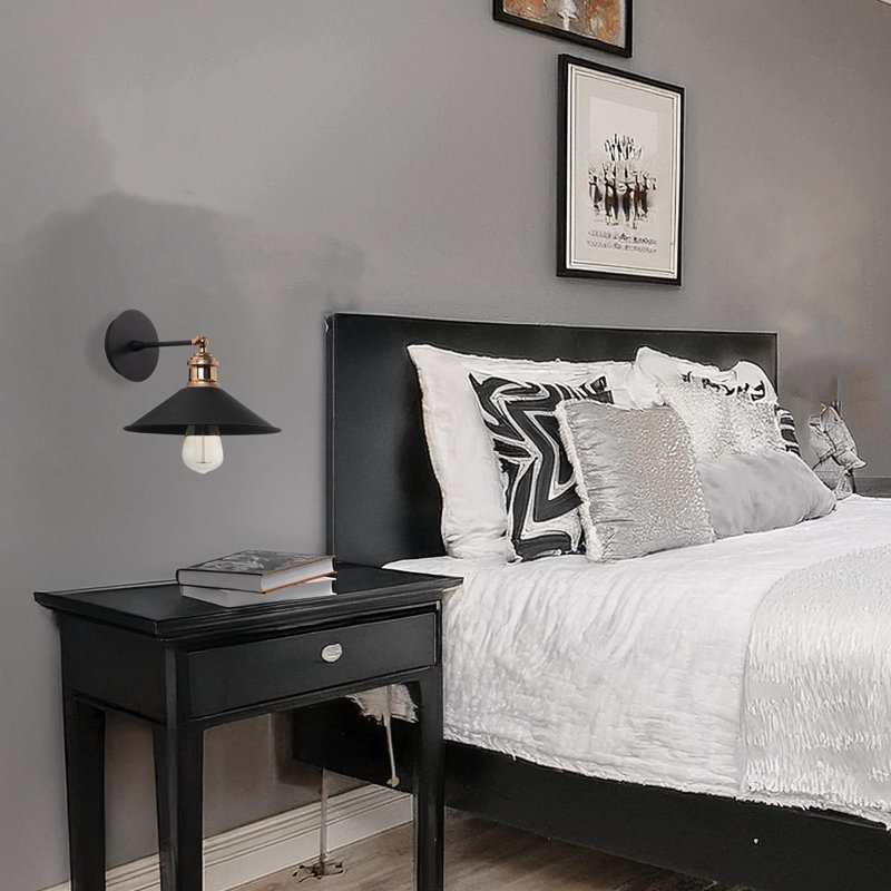 Adjustable Head Metal Body Barnlight Wall Sconce