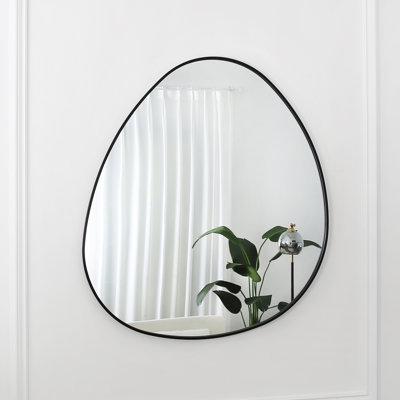 Myiesha Metal Irregular Wall Mirror