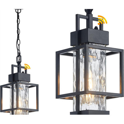 Luminaire suspendu d'extérieur Dusk To Dawn avec ampoule incluse, lanterne suspendue noire moderne pour entrée de patio, chaîne réglable et plafond incliné compatible