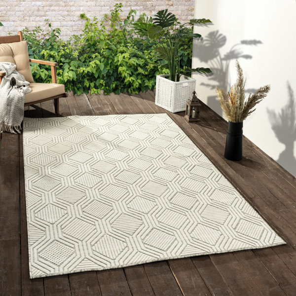 Wade Logan® Aallaya Ivory/Grey Geometric Modern Indoor/Outdoor Area Rug ...