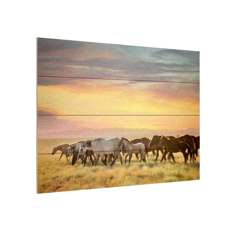 PHBurchett «Sunkissed Horses I», art en lattes de bois, L 16 po x H 12 po