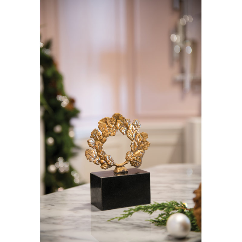 Wreath Sculpture
