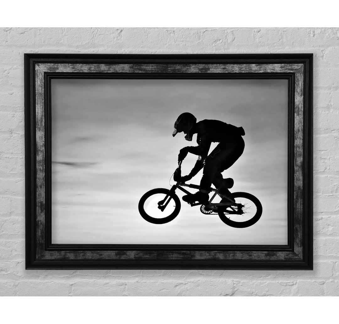 BMX Jump Schwarz und Weiß - Einzelne Bilderrahmen Kunstdrucke