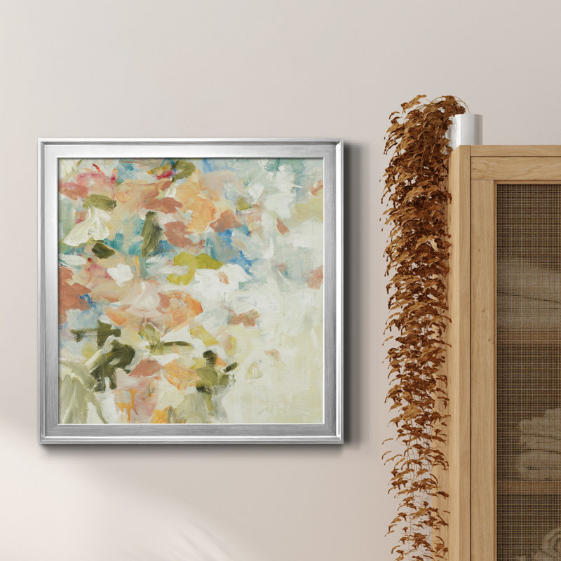 Floral Blush IV - Reproduction d'art sur toile encadrée, H 17,5 po x l 17,5 po x P 1,5 po, Cadre en érable