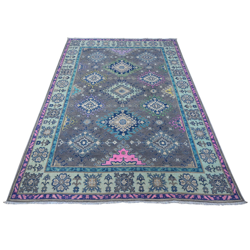 Tapis oriental fusion Kazak en laine noué à la main 5 pi 6 po x 7 pi 7 po gris argenté foncé