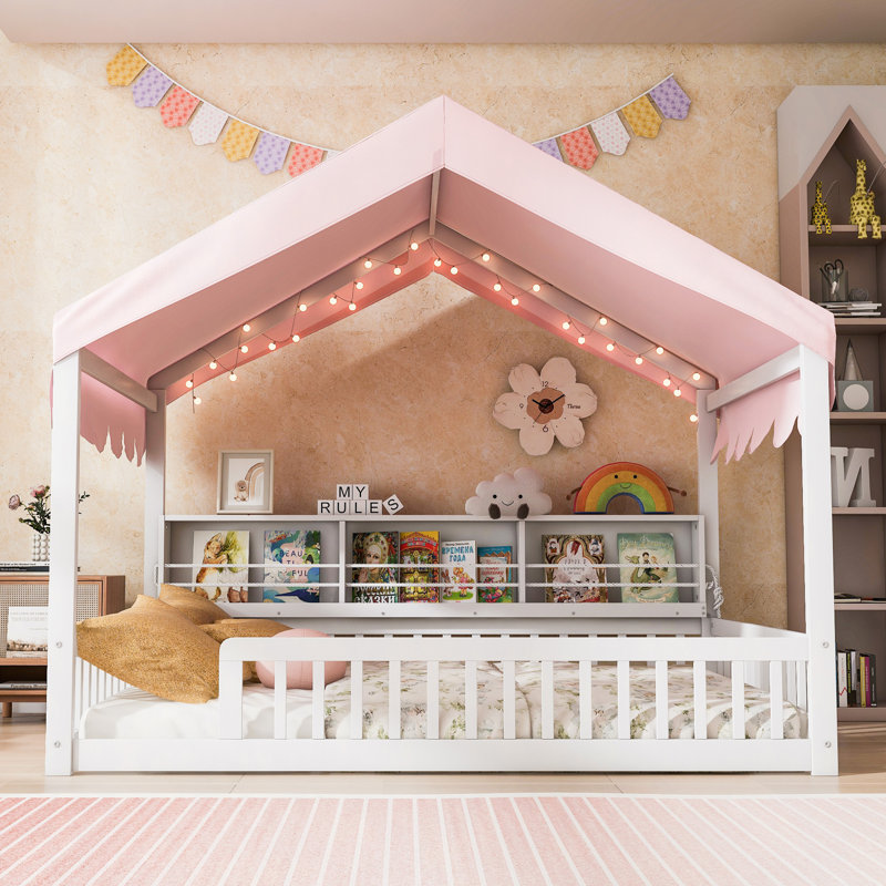Lit en bois, lit de jour en forme de maison avec Fense, 3 étagères de rangement, rideau et lumière DEL, Rose