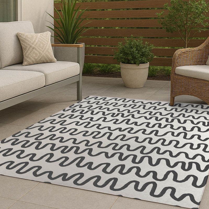 Wiggle Stripe Non-Slip Outdoor Rug, Rectangle 4' x 6'