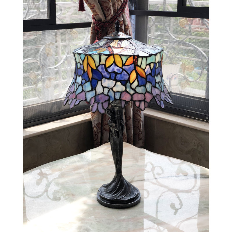 Homerville Resin Table Lamp