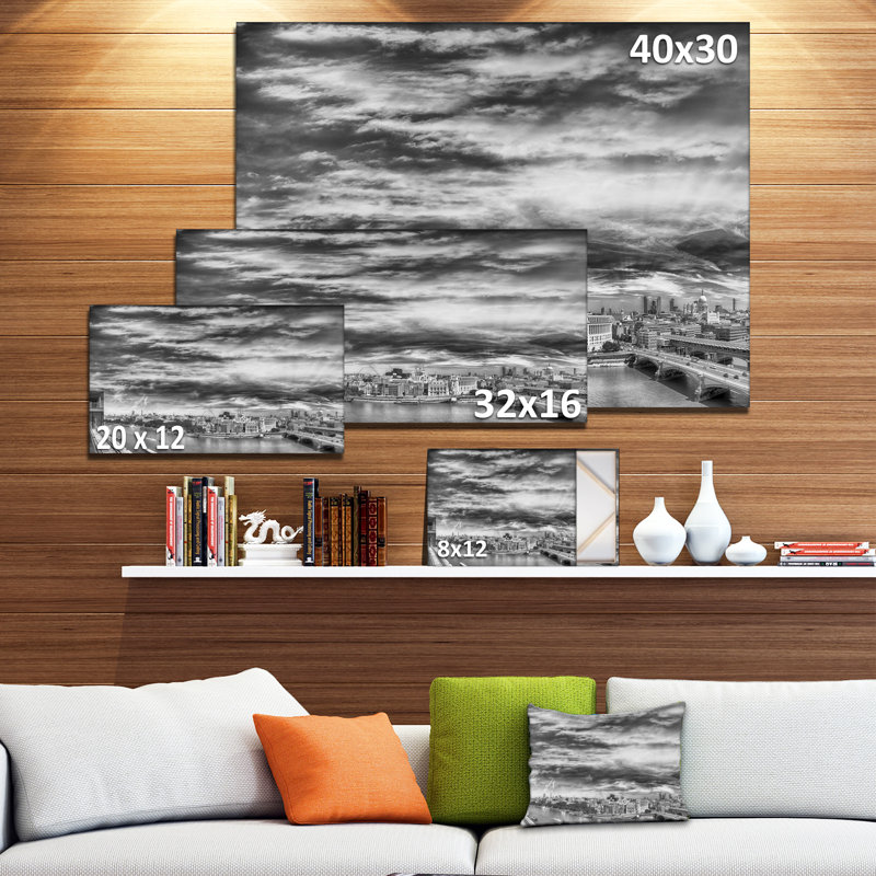 «Black and White Panoramic London», reproduction de photo sur toile tendue, H 16 po x l 32 po x P 1 po