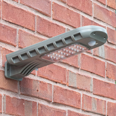 810 Lumens LED Solar Powered Dusk to Dawn Outdoor Security Area Light with Motion Sensor and Timer