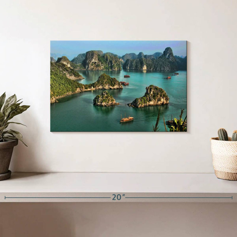 Falaises de Gillard Ha Long Bay, H 8 po x l 12 po