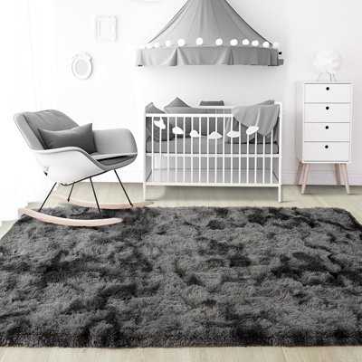 Caleta Machine Tufted Polyester Rug