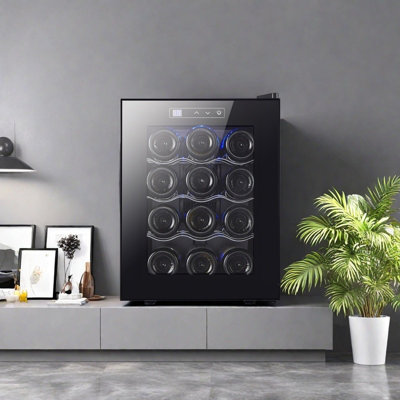 Thermostatic wine cabinet Small home