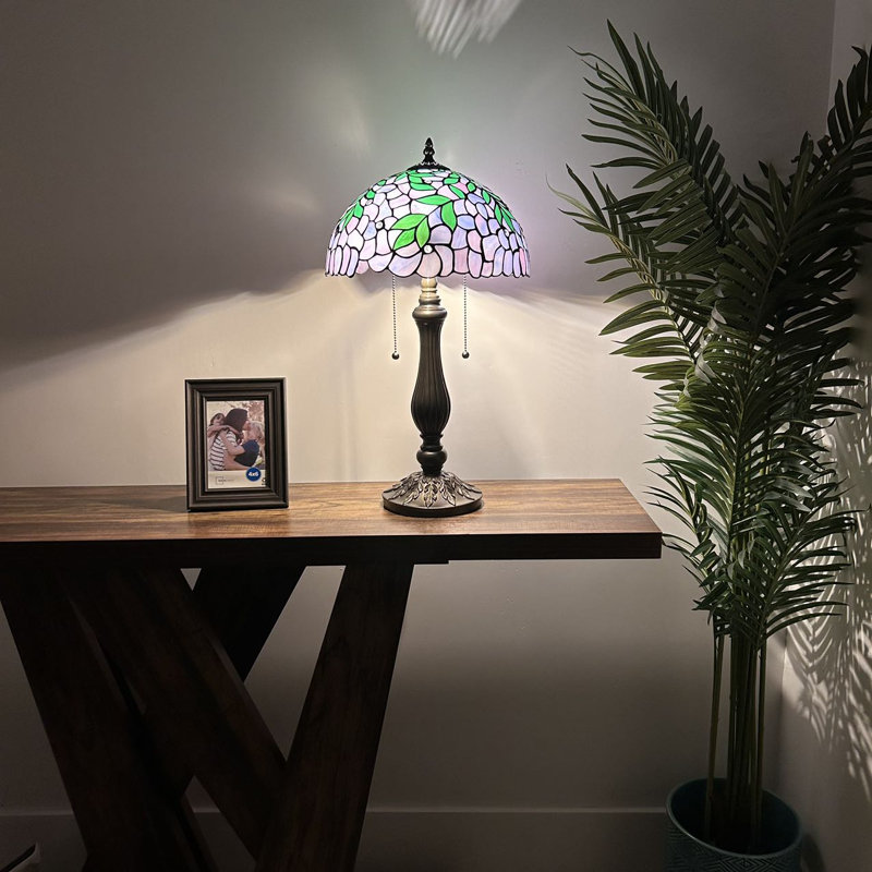 Lampe de table Bernia Tiffany vitrail vert avec ampoule DEL incluse et interrupteur à chaîne 22 po, Mauve