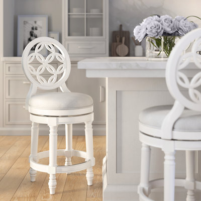Tabouret de bar 26 po à hauteur de comptoir en bois avec dossier haut, siège pivotant rembourré en blanc, retour automatique à 180 degrés, pieds tournés, assemblage facile, largeur de 19,57 po, dossier blanc de hauteur 45,59