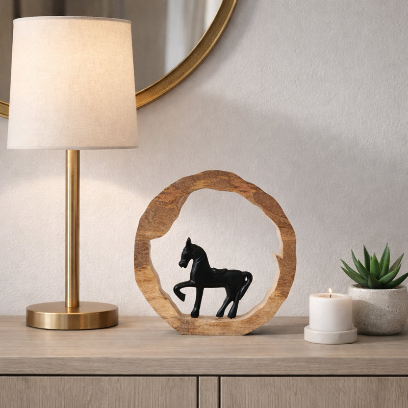 Amanie Figurine décorative sur sculpture ronde en bois pour la décoration intérieure