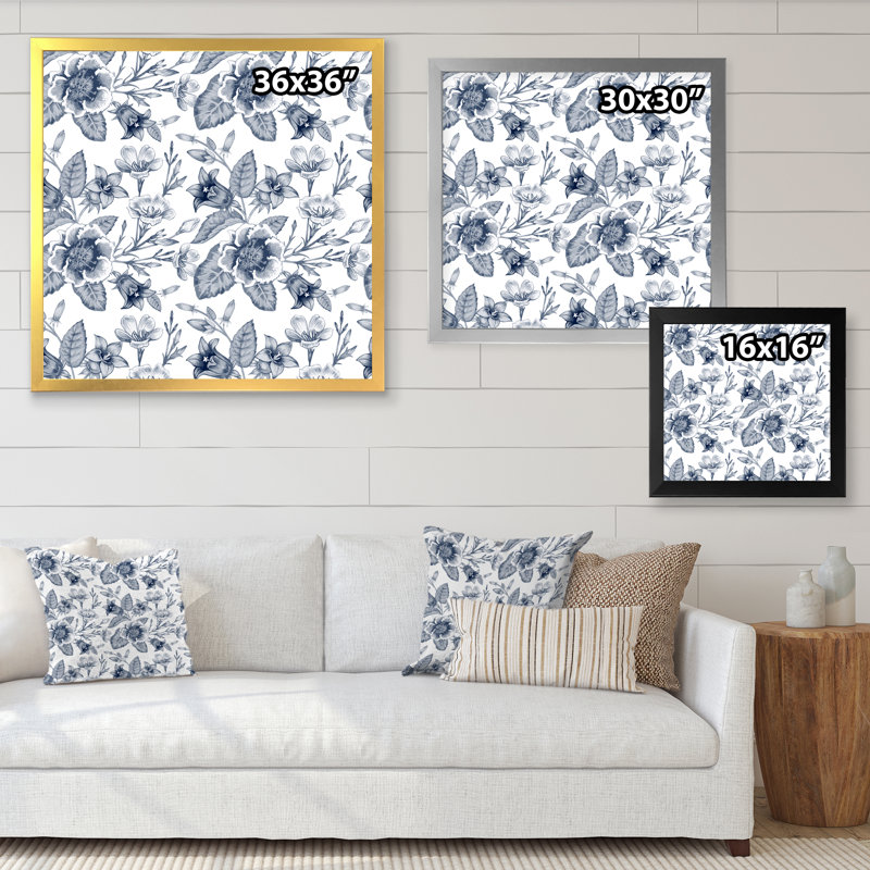 Fleurs blanches dans des tons de gris - impression sur toile, H 31,5 po x l 31,5 po, Cadre argenté