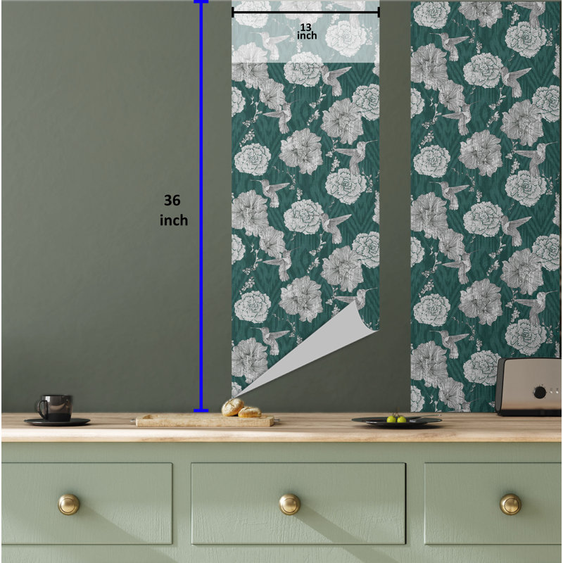 Tarik Roll, 36" L x 13" W, Jade Green/Ivory