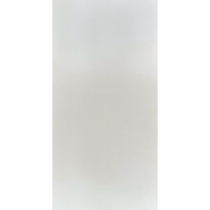 Grand panneau - tuile de plafond en mousse à coller 1,6 pi x 3,2 pi, Blanc uni (non peint)