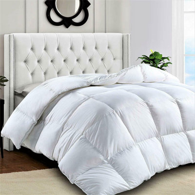 Summer Polyester Down Alternative Comforter