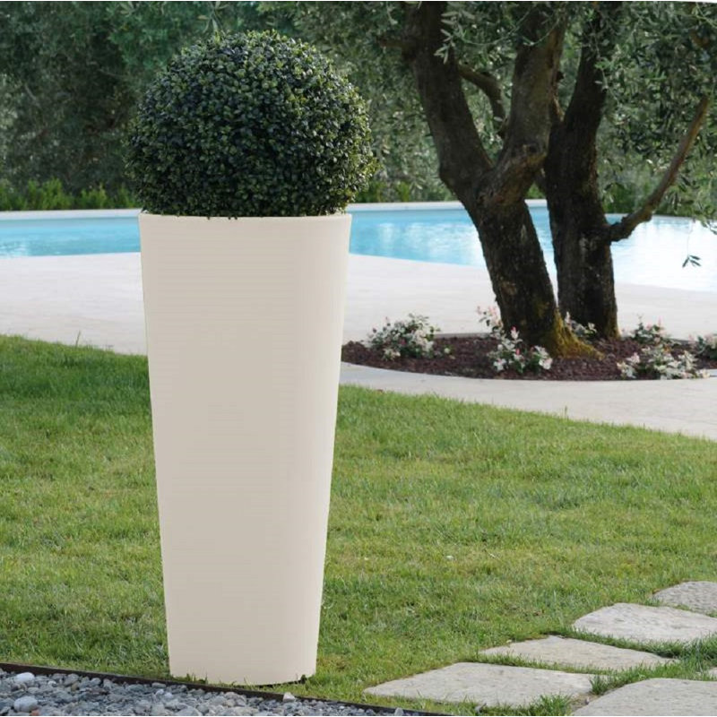 Grieteke Pot Planter, 85cm H x 39cm W x 39cm D, White