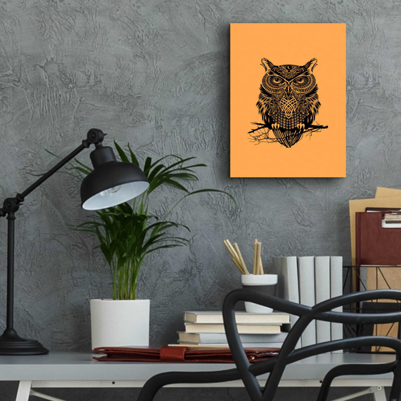 «Warrior Owl On Orange» par Rachel Caldwell, art mural en verre acrylique, H 16 po x l 12 po x P 0,13 po