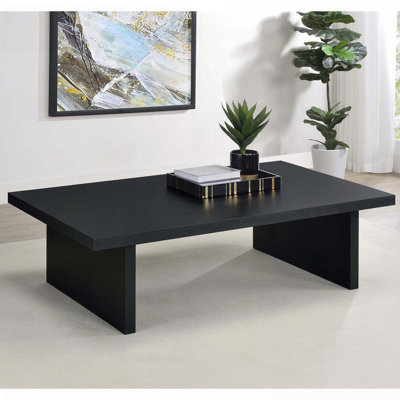 Table basse rectangulaire noire en stratifié