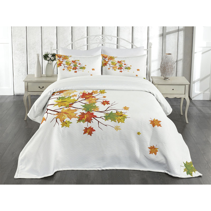 King White Quilted Bedspread Set with Autumn Leaves