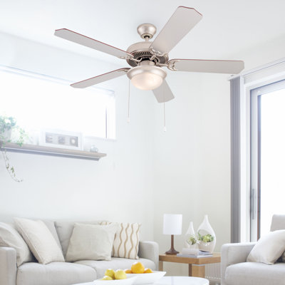 Ventilateur de plafond 52 po avec ensemble d'éclairage, chaîne de traction et télécommande