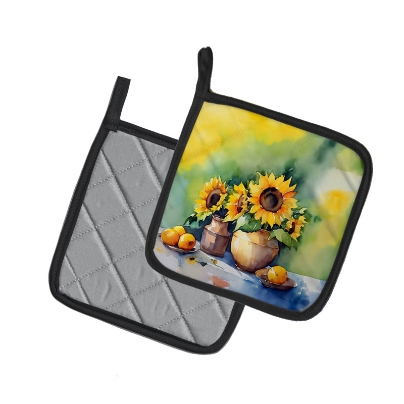 Caroline's Treasures Floral Polyester Potholder Set