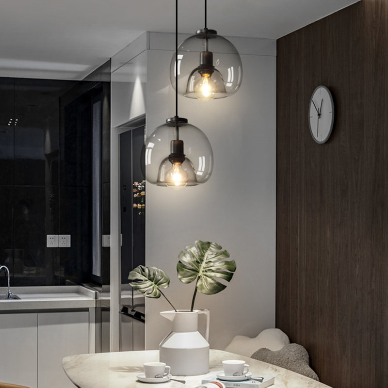 Luminaire suspendu de style nordique avec abat-jour globe gris