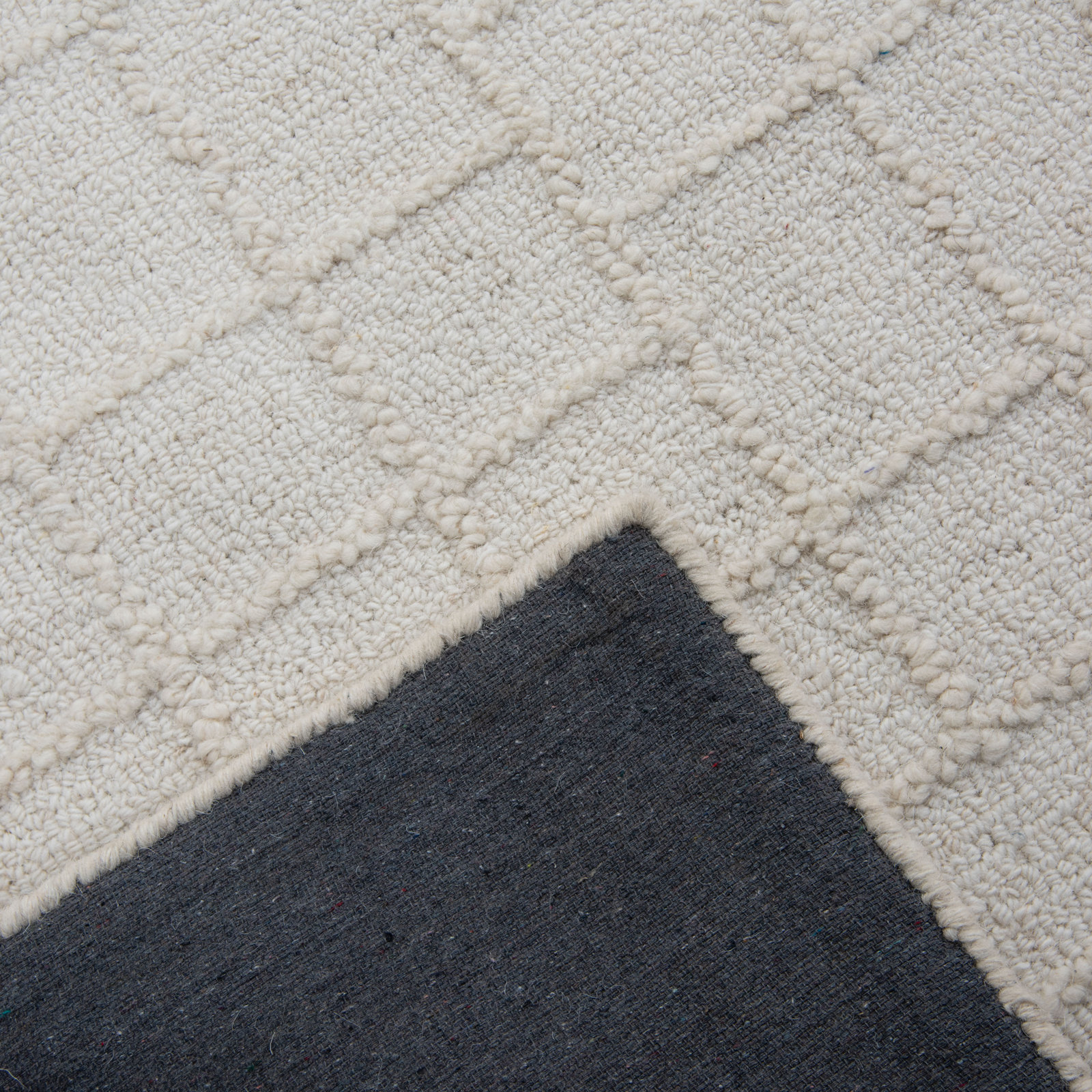 Jekiah Hand-Tufted Geometric Wool Rug, Rectangle 5' x 7'6"