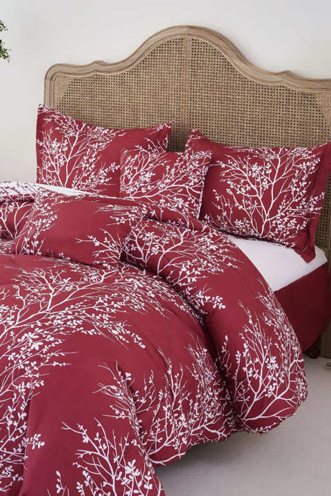 Cozy Elegance in Our Premium Comforter