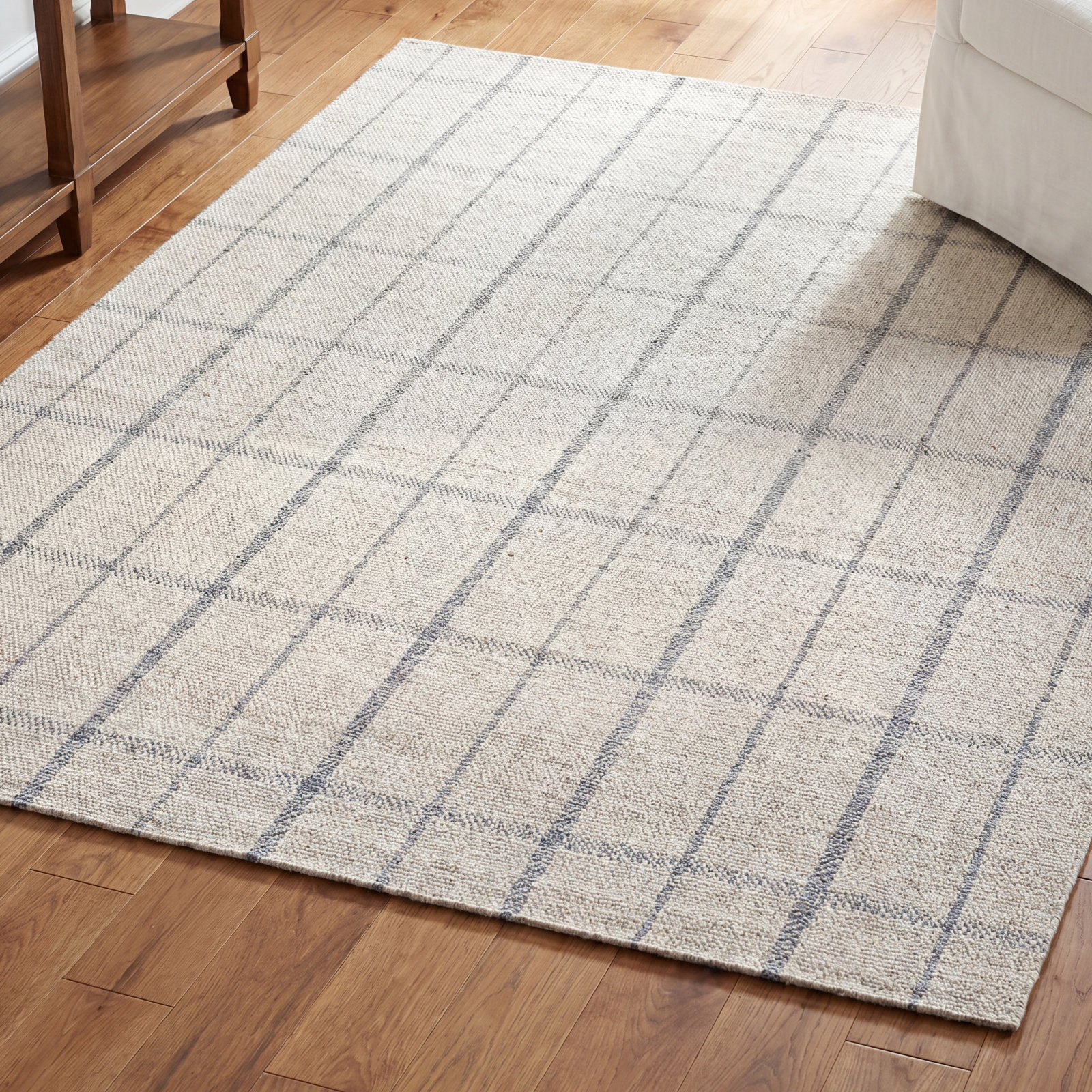 Mathers Hand-Woven Checkered Rug, Rectangle 8' x 10'