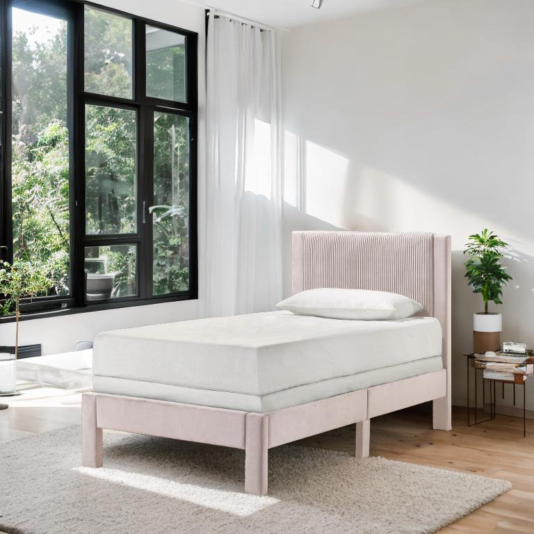 Lit plateforme gris avec tête de lit tapissier - texture nervurée, structure à profil bas - mobilier de chambre à coucher moderne pour jeunes