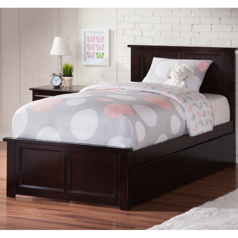 Lit plateforme en bois massif avec lit gigogne Henrichs , Espresso, Lit simple