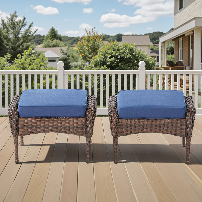 Ensemble de pouf d'extérieur en résine tressée PE avec coussins confortables pour se détendre sur la terrasse
