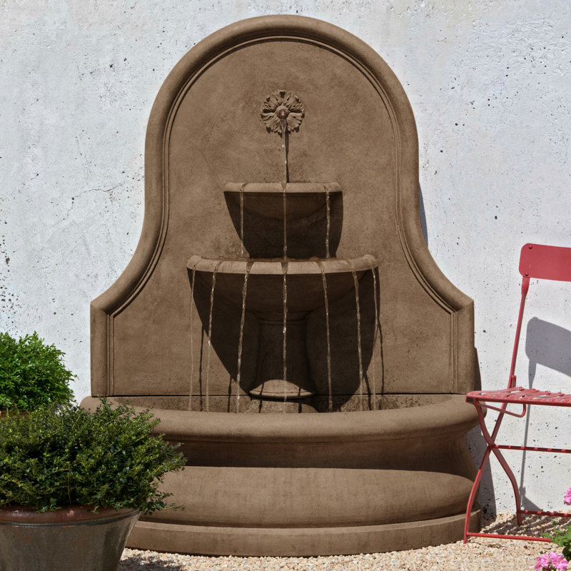 Fontaine en béton Estancia, Pierre calcaire vieillie