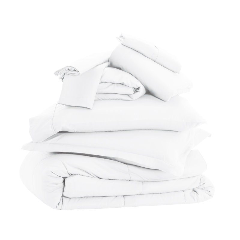 Queen White Microfiber Down Alternative Bed in a Bag Set