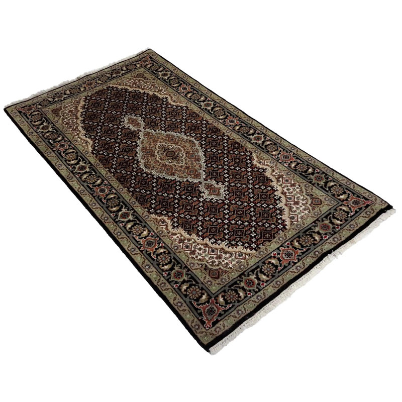 Nivethan Oriental Area Rug in Beige