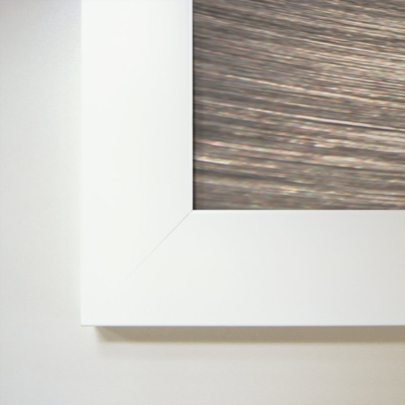«Catching The Wind», reproduction de peinture acrylique sur toile encadrée, H 33,5 po x l 49,5 po x P 1 po, Cadre blanc